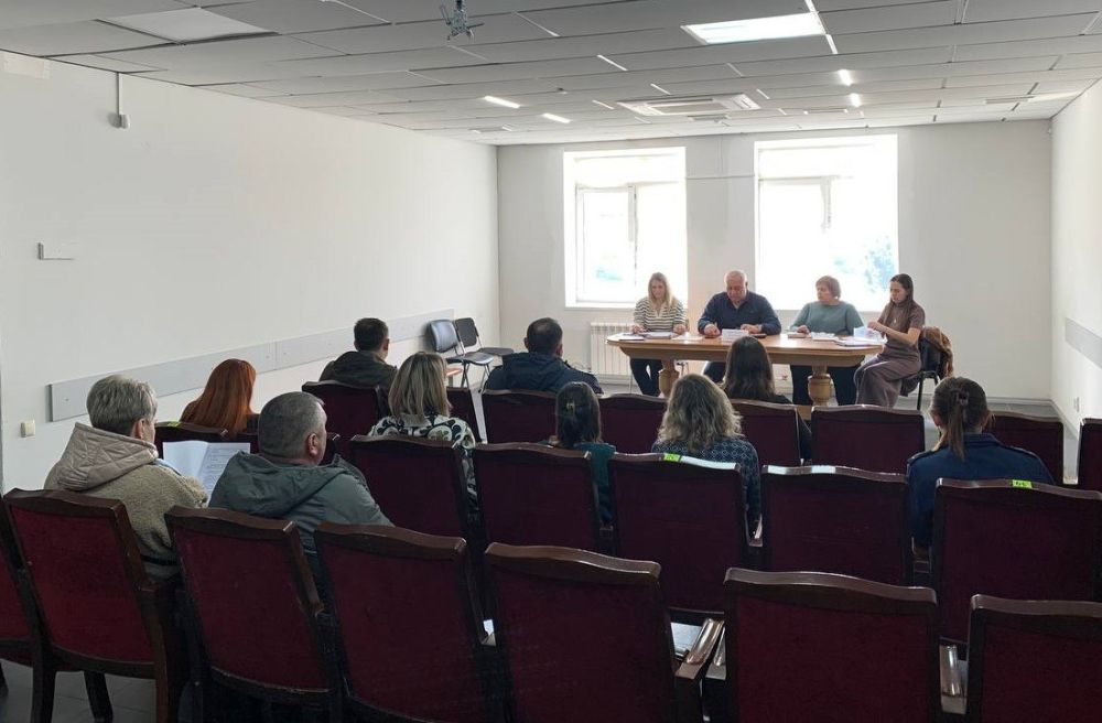 Сегодня состоялось плановое заседание комиссии по делам несовершеннолетних и защите их прав (КДНиЗП) при Управе Ильичевского внутригородского района города Мариуполь