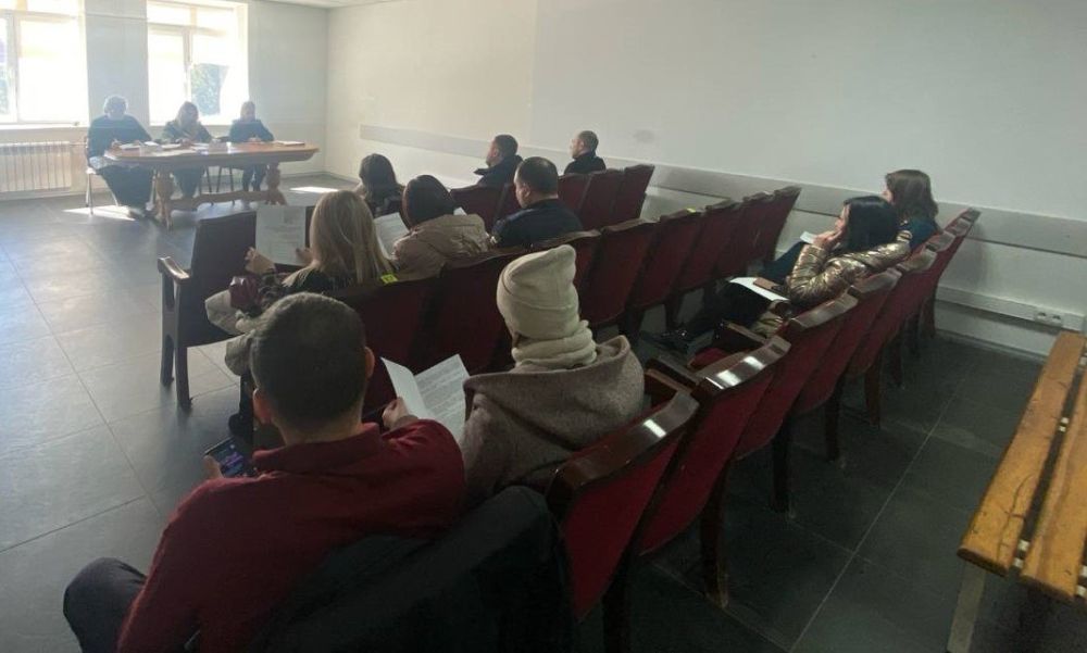 Сегодня состоялось плановое заседание комиссии по делам несовершеннолетних и защите их прав (КДНиЗП) при Управе Ильичевского внутригородского района города Мариуполь