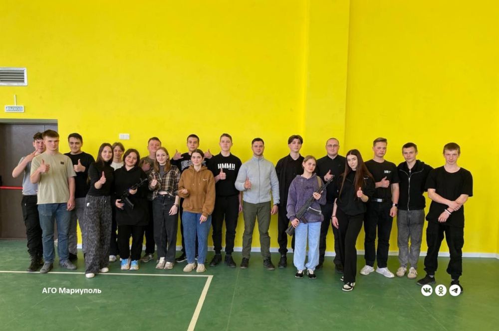 Молодые мариупольцы начали подготовку к военно-патриотической игре «Зарница 2.0»