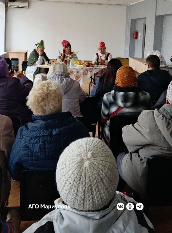 Подопечные левобережного терцентра встретили День смеха шутками и прибаутками Подопечные левобережного терцентра встретили День смеха шутками и прибаутками