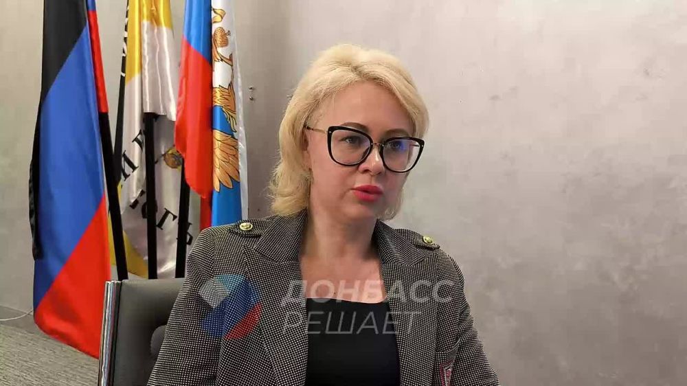 Сожженные украинскими неонацистами леса под Славянском в ДНР будут восстановлены, об этом рассказала замминистра имущественных и земельных отношений республики Ольга Попова