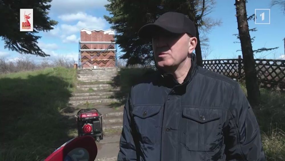 В Мариуполе восстанавливают памятники ВОВ! Готовность мемориалов проверил глава округа