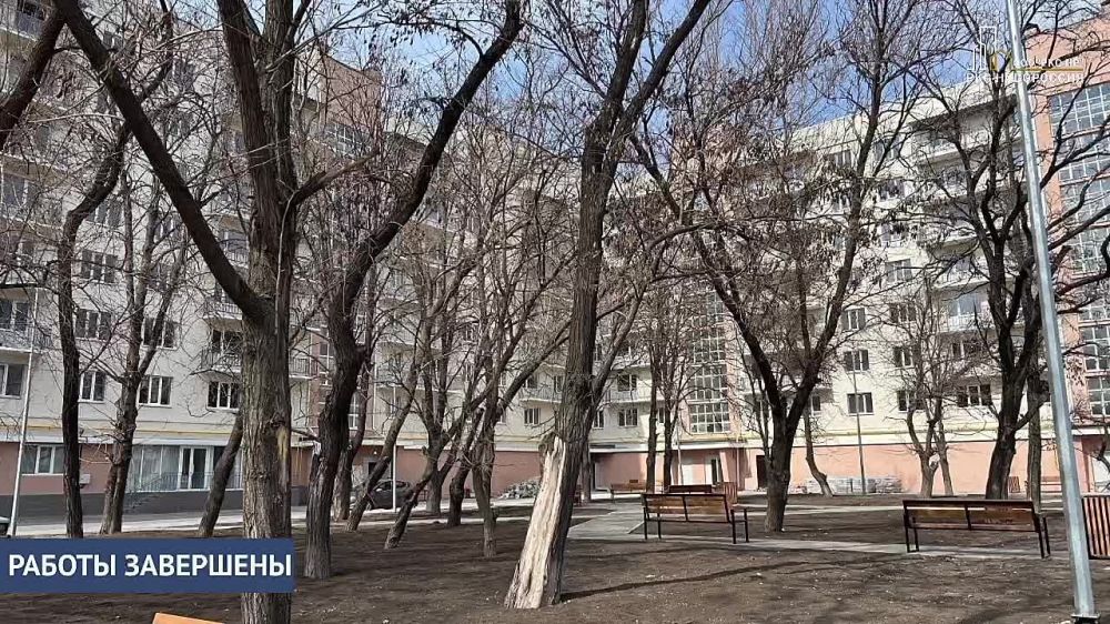 Благоустроили двор на улице Металлургов в Мариуполе