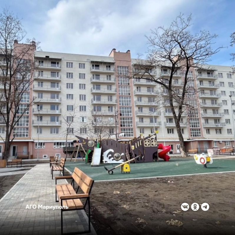 Завершены масштабные работы по благоустройству одного из дворов на проспекте Металлургов