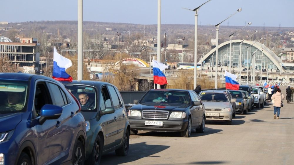 1 Автопробег "Дорога памяти" пройдет по 80 населенным пунктам ДНР и Запорожья