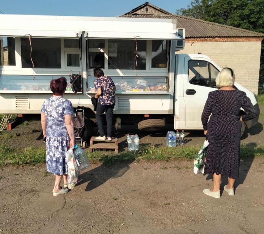 С 4 по 6 июня 2025 года осуществлена выездная торговля с использованием автомагазинов в населенных пунктах городских округов Донецк, Докучаевск, Горловка, Макеевка, Мариуполь, Харцызск, на территории г С 4 по 6 июня 2025 года осуществлена выездная торговля с использованием автомагазинов в населенных пунктах городских округов Донецк, Докучаевск, Горловка, Макеевка, Мариуполь, Харцызск, на территории г