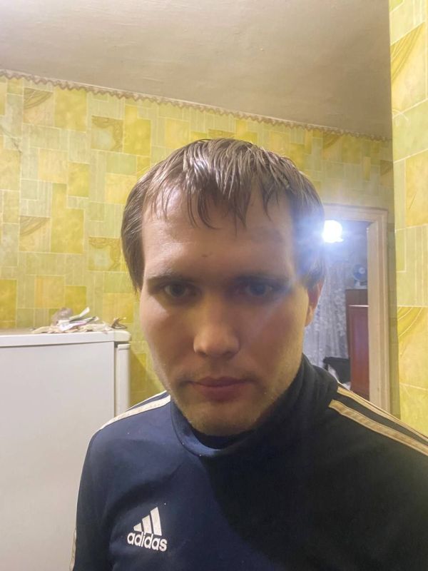 Внимание, розыск!. Управлением МВД России «Мариупольское» разыскивается Карасев Дмитрий Вячеславович, 23.09.1994 г.р., который 15.04.2025 года ушел из дома и до настоящего времени не вернулся