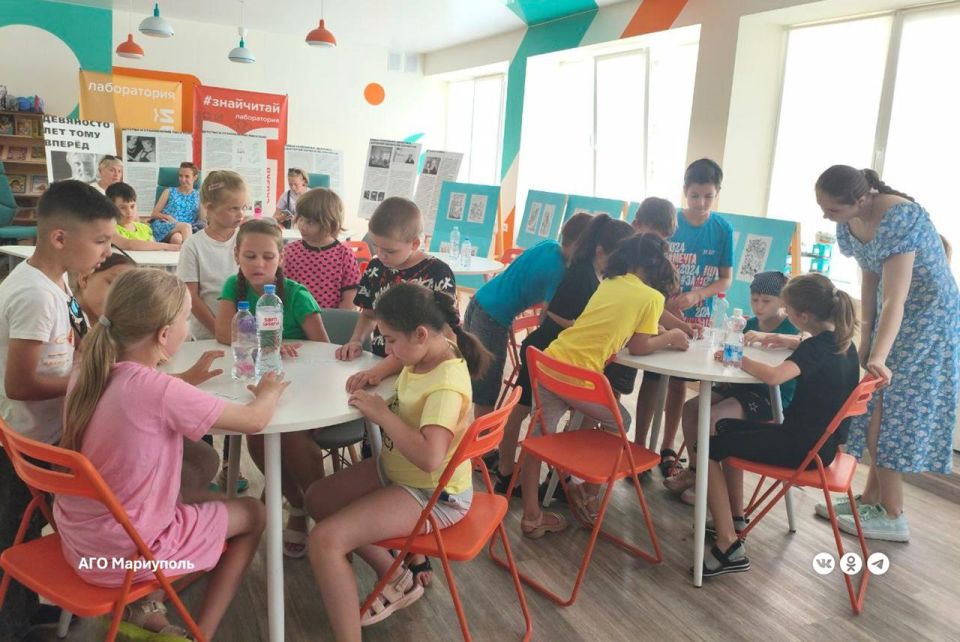 Мариупольские школьники познакомились с чудесами Великой России Мариупольские школьники познакомились с чудесами Великой России