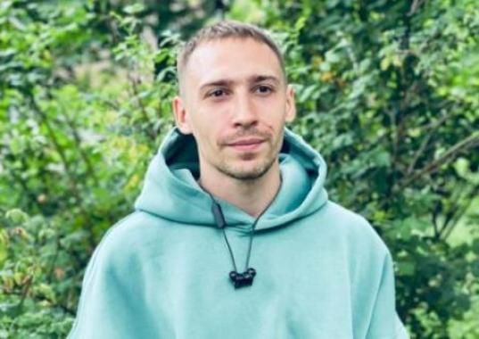 Игорь Гомольский: Перед выездом уцепился глазом за новость: Владимир Зеленский косвенно признал, что отсутствие эвакуации гражданских помогает ВСУ удерживать населенные пункты