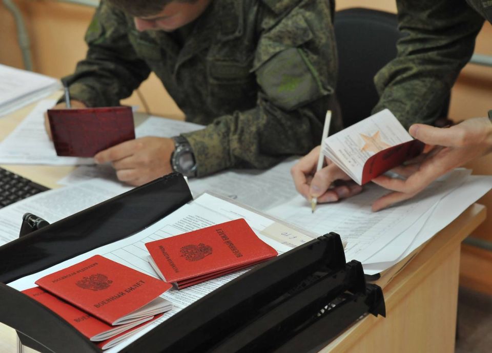 Правительство определило порядок назначения единовременных выплат ополченцам ДНР и ЛНР, получившим инвалидность