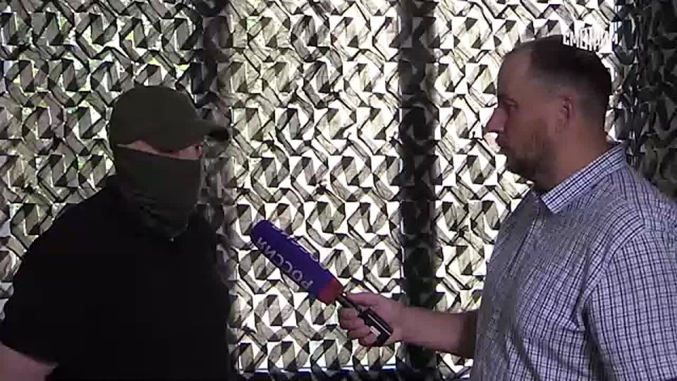  :    