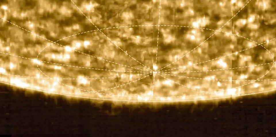 Впервые в истории получено фото южного полюса Солнца! Впервые в истории получено фото южного полюса Солнца!