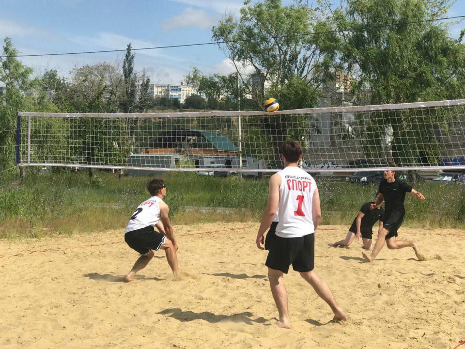Вчера, 15 июня, в Мариуполе состоялся открытый Кубок по пляжному волейболу, посвящённый Дню России в рамках акции «Спортивный Донбасс» Вчера, 15 июня, в Мариуполе состоялся открытый Кубок по пляжному волейболу, посвящённый Дню России в рамках акции «Спортивный Донбасс»