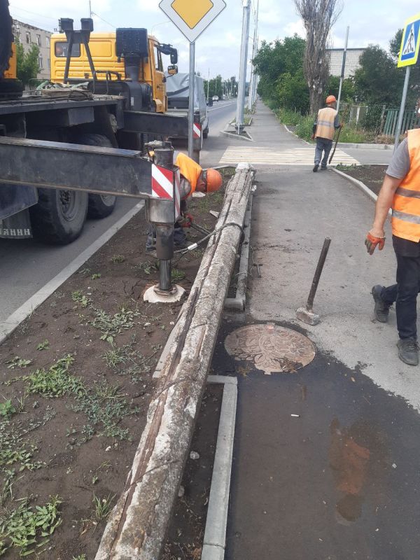 «Мариупольгорсвет» смонтировал 40 новых светильников «Мариупольгорсвет» смонтировал 40 новых светильников