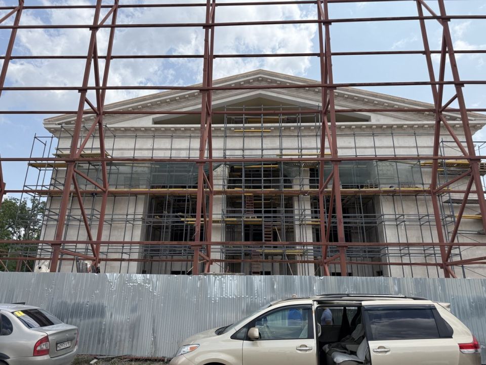 Мариуполь: жизнь без войны – журналисты ЕАО смогли почувствовать боль и надежду прифронтового города Мариуполь: жизнь без войны – журналисты ЕАО смогли почувствовать боль и надежду прифронтового города