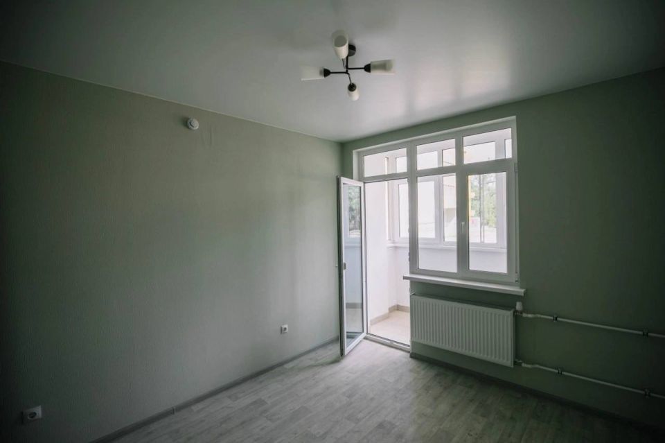 Глава Мариуполя Антон Кольцов осмотрел шесть новых компенсационных домов Глава Мариуполя Антон Кольцов осмотрел шесть новых компенсационных домов