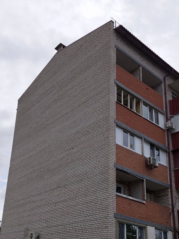 В посёлке Каменск завершено восстановление многоквартирного дома В посёлке Каменск завершено восстановление многоквартирного дома