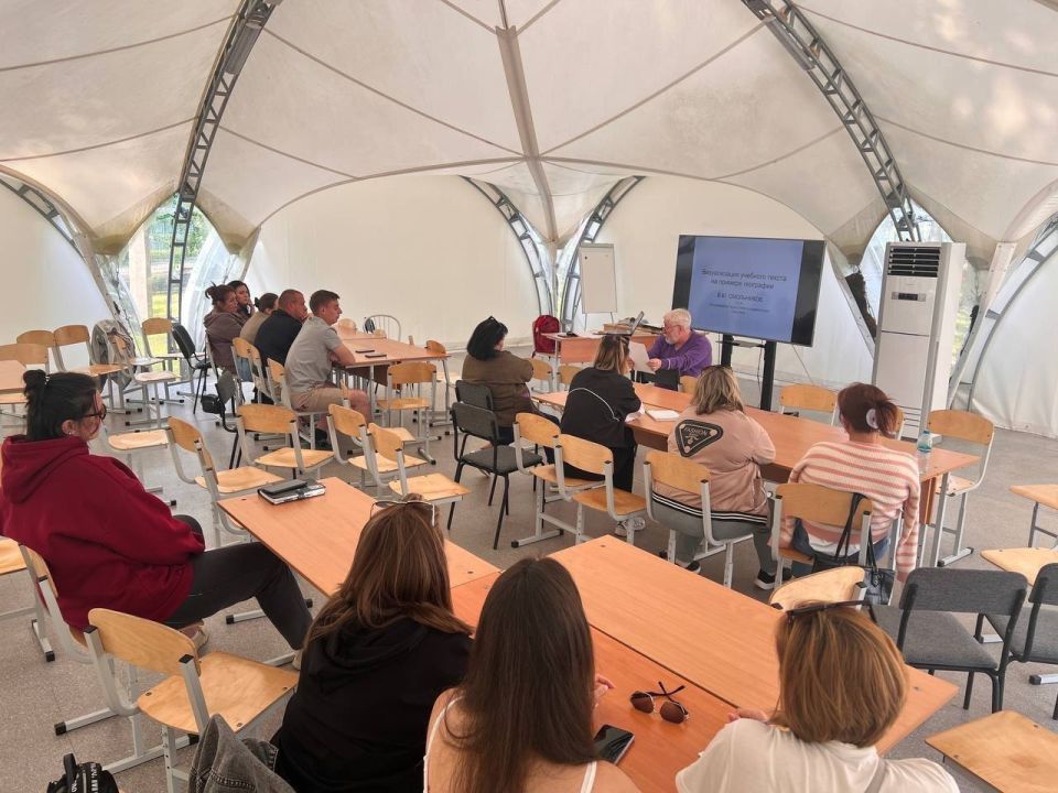 27 педагогов из Мариуполя приехали повышать квалификацию в Петербург