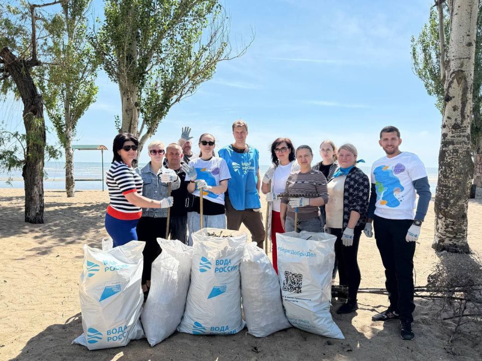 С начала года 160 мариупольцев приняли участие в эко-мероприятиях Всероссийской акции «Вода России» С начала года 160 мариупольцев приняли участие в эко-мероприятиях Всероссийской акции «Вода России»