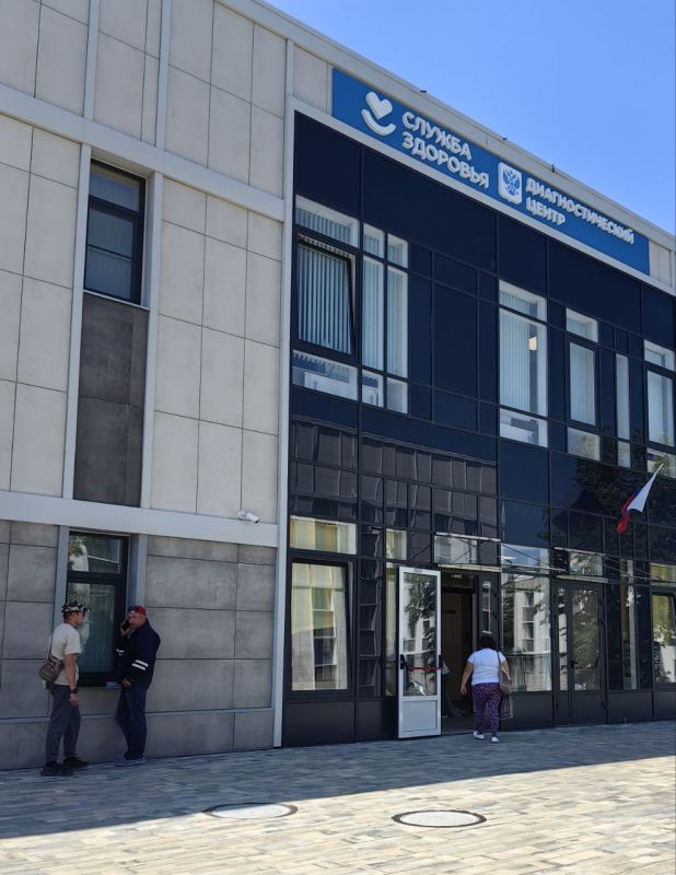 Диагностический центр, для которого построен новый корпус питерскими строителями, уже принимает посетителей