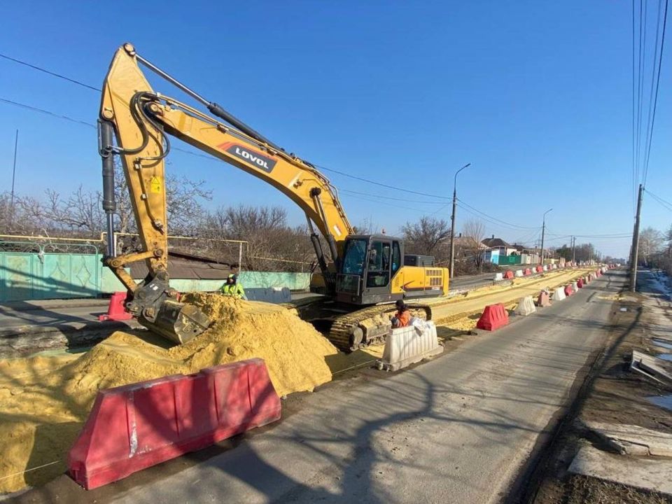 План выполнили более чем наполовину: до конца года в ДНР заасфальтируют 230 километров автодорог