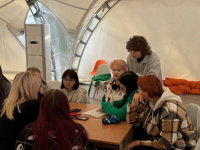 «Дружба без границ»: Культурный центр «Троицкий» подарил праздник детям из Мариуполя в лагере «Дружных» «Дружба без границ»: Культурный центр «Троицкий» подарил праздник детям из Мариуполя в лагере «Дружных»