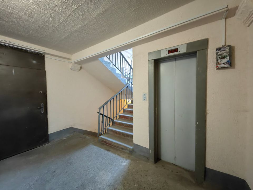        ,      ,   ,      