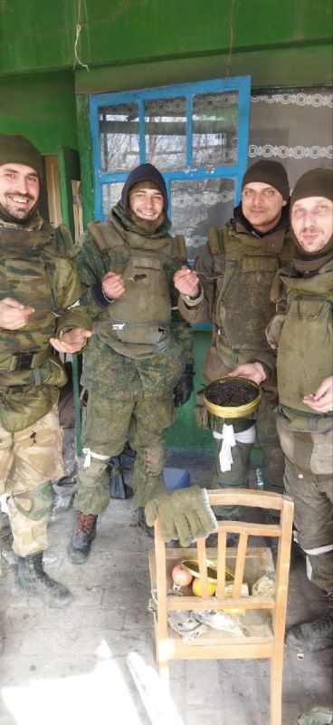 начало выше. — Конечно, начало СВО и штурм Мариуполя — отдельная тема, — говорит Цыган начало выше. — Конечно, начало СВО и штурм Мариуполя — отдельная тема, — говорит Цыган