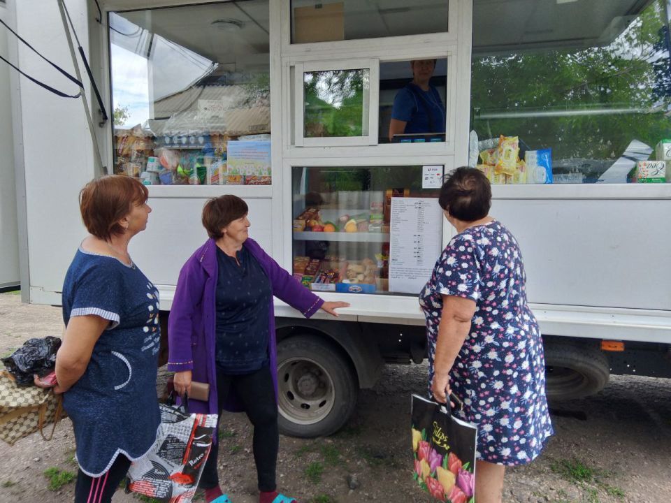 С 2 по 4 июля 2025 года осуществлена выездная торговля с использованием автомагазинов в населенных пунктах городских округов Донецк, Докучаевск, Горловка, Мариуполь, Харцызск, на территории г. Авдеевка, а также... С 2 по 4 июля 2025 года осуществлена выездная торговля с использованием автомагазинов в населенных пунктах городских округов Донецк, Докучаевск, Горловка, Мариуполь, Харцызск, на территории г. Авдеевка, а также...