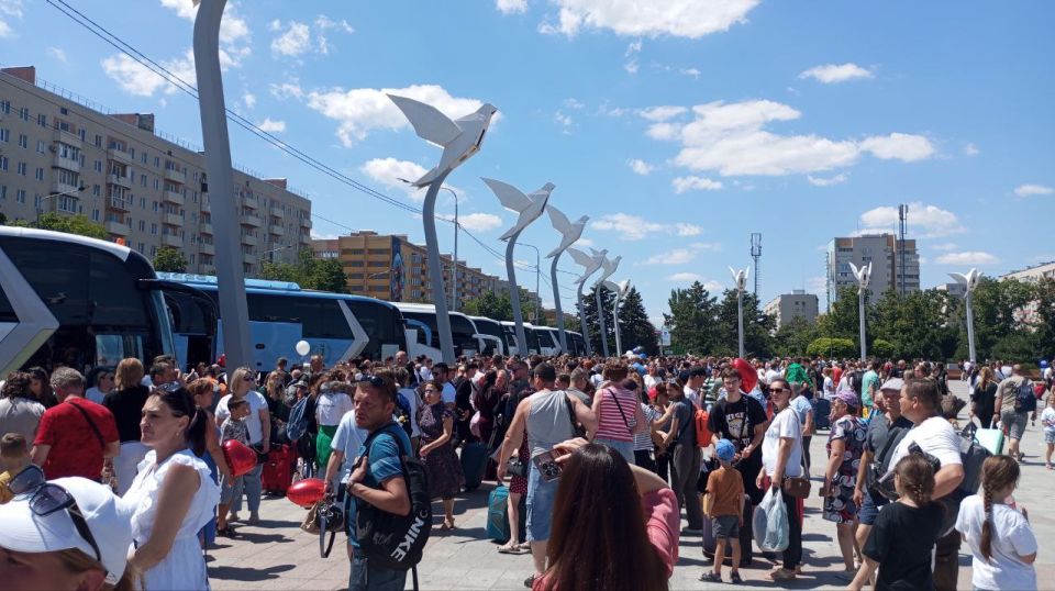 Антон Кольцов: Встретили наших выпускников 2025 года Антон Кольцов: Встретили наших выпускников 2025 года