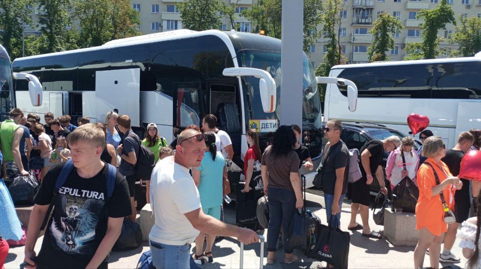 Антон Кольцов: Встретили наших выпускников 2025 года Антон Кольцов: Встретили наших выпускников 2025 года