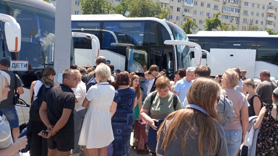 Антон Кольцов: Встретили наших выпускников 2025 года Антон Кольцов: Встретили наших выпускников 2025 года