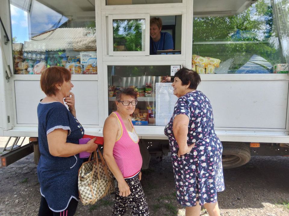 С 19 по 22 июля 2025 года осуществлена выездная торговля с использованием автомагазинов в населенных пунктах городских округов Докучаевск, Горловка, Мариуполь, Харцызск на территории г. Авдеевка, также Волновахского... С 19 по 22 июля 2025 года осуществлена выездная торговля с использованием автомагазинов в населенных пунктах городских округов Докучаевск, Горловка, Мариуполь, Харцызск на территории г. Авдеевка, также Волновахского...