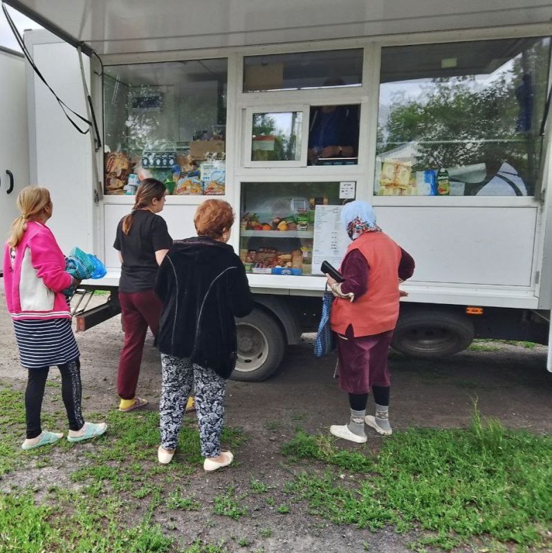 С 19 по 22 июля 2025 года осуществлена выездная торговля с использованием автомагазинов в населенных пунктах городских округов Докучаевск, Горловка, Мариуполь, Харцызск на территории г. Авдеевка, также Волновахского... С 19 по 22 июля 2025 года осуществлена выездная торговля с использованием автомагазинов в населенных пунктах городских округов Докучаевск, Горловка, Мариуполь, Харцызск на территории г. Авдеевка, также Волновахского...