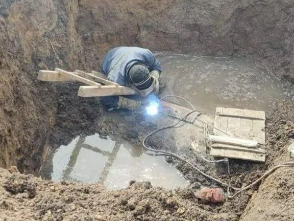 Напоминаем, что Глава региона призвал жителей активно сообщать о порывах и авариях через чат-бот — это помогает быстрее устранять аварии и сохранять ресурс