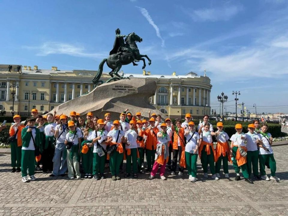 В Санкт-Петербурге завершилась третья смена программы «Петербургские каникулы» для мариупольских школьников