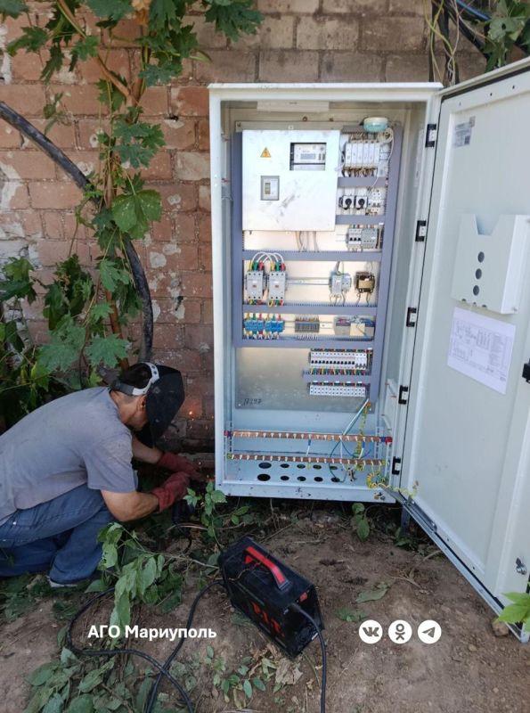 «Мариупольгорсвет» продолжает масштабные работы в Ильичевском районе