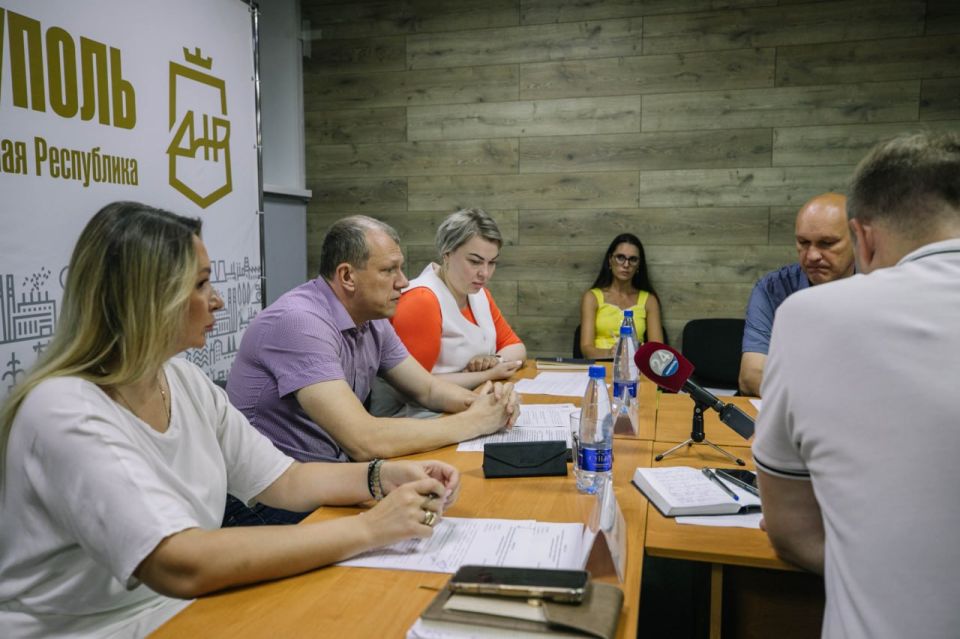 Антон Кольцов: Провели первый муниципальный штаб по вопросам здравоохранения