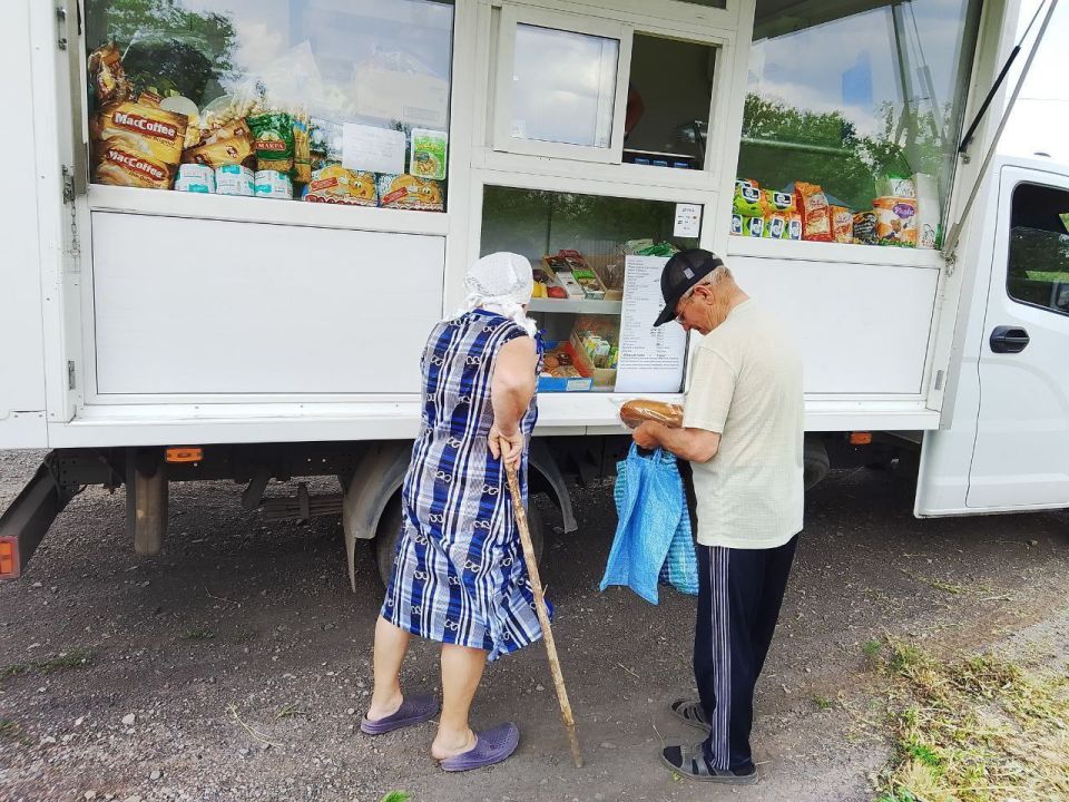 С 23 по 25 июля 2025 года осуществлена выездная торговля с использованием автомагазинов в населенных пунктах городских округов Докучаевск, Горловка, Мариуполь, Харцызск на территории г С 23 по 25 июля 2025 года осуществлена выездная торговля с использованием автомагазинов в населенных пунктах городских округов Докучаевск, Горловка, Мариуполь, Харцызск на территории г