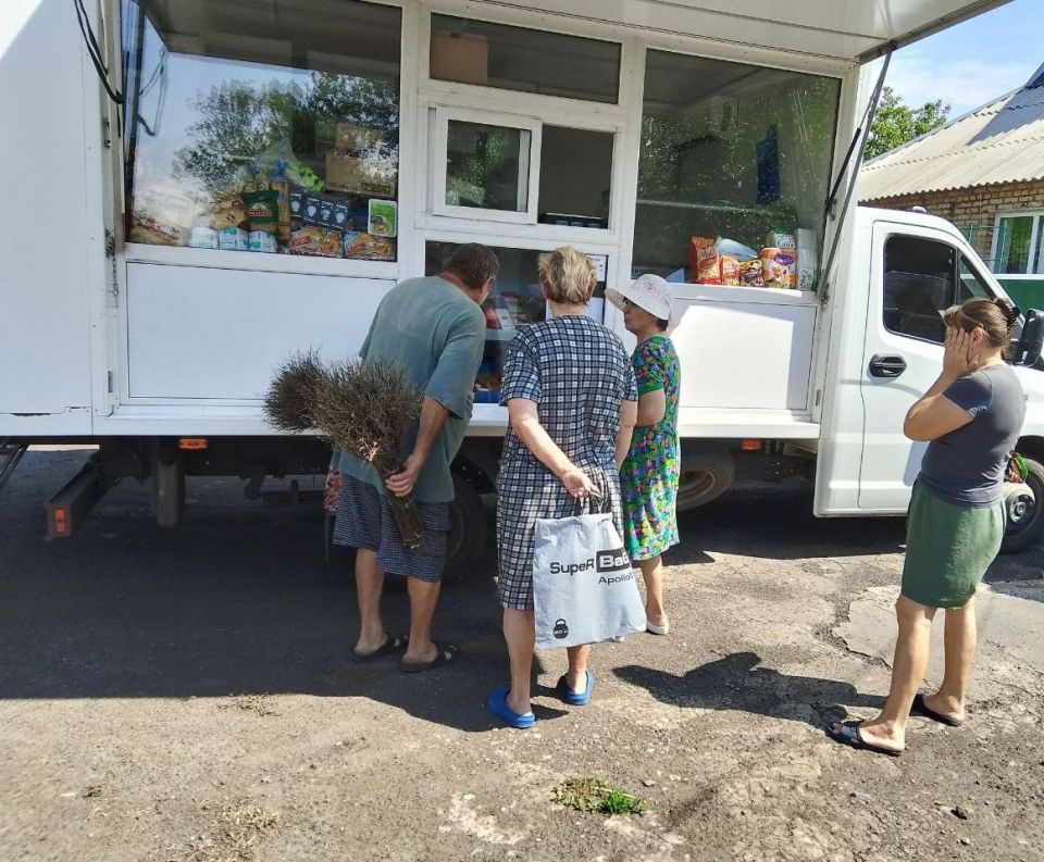 С 23 по 25 июля 2025 года осуществлена выездная торговля с использованием автомагазинов в населенных пунктах городских округов Докучаевск, Горловка, Мариуполь, Харцызск на территории г С 23 по 25 июля 2025 года осуществлена выездная торговля с использованием автомагазинов в населенных пунктах городских округов Докучаевск, Горловка, Мариуполь, Харцызск на территории г