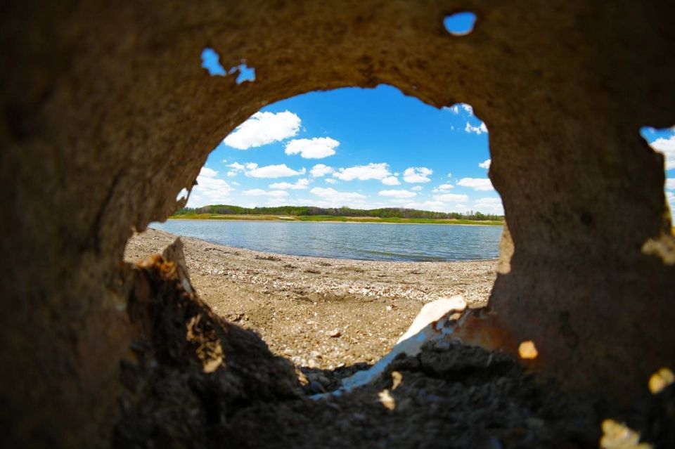 Утопающее в засухе Старокрымское водохранилище: как решают проблему водоснабжения в Мариуполе Утопающее в засухе Старокрымское водохранилище: как решают проблему водоснабжения в Мариуполе