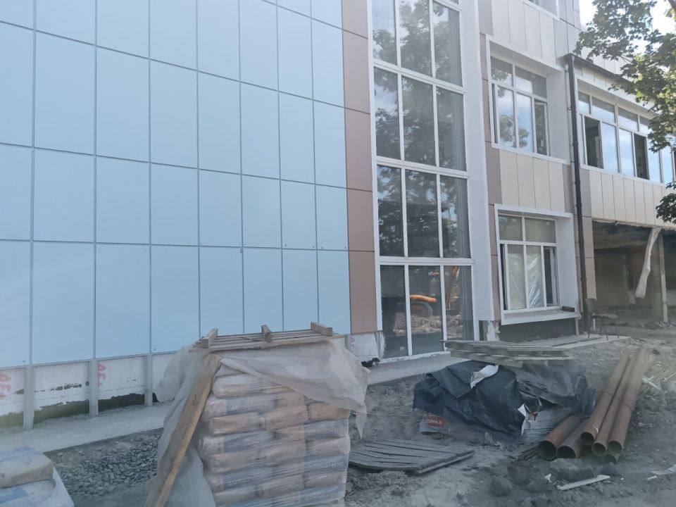 Школа с лифтами и особыми условиями Школа с лифтами и особыми условиями