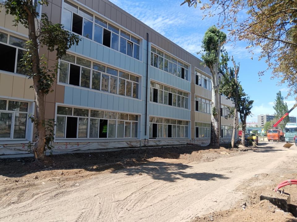 Школа с лифтами и особыми условиями