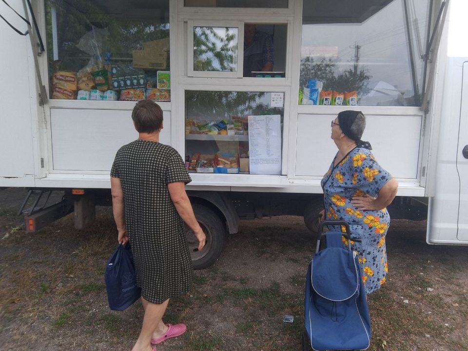 С 26 по 29 июля 2025 года осуществлена выездная торговля с использованием автомагазинов в населенных пунктах городских округов Докучаевск, Горловка, Мариуполь, Харцызск на территории г. Авдеевка, также Волновахского... С 26 по 29 июля 2025 года осуществлена выездная торговля с использованием автомагазинов в населенных пунктах городских округов Докучаевск, Горловка, Мариуполь, Харцызск на территории г. Авдеевка, также Волновахского...