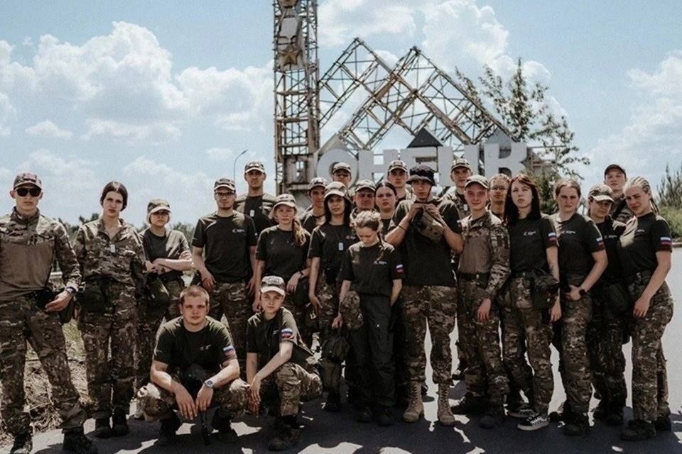 «Получил впечатления, которые останутся на всю жизнь»: Молодежка ОНФ из Удмуртии, Твери и Тамбова завершила гуммиссию в ДНР