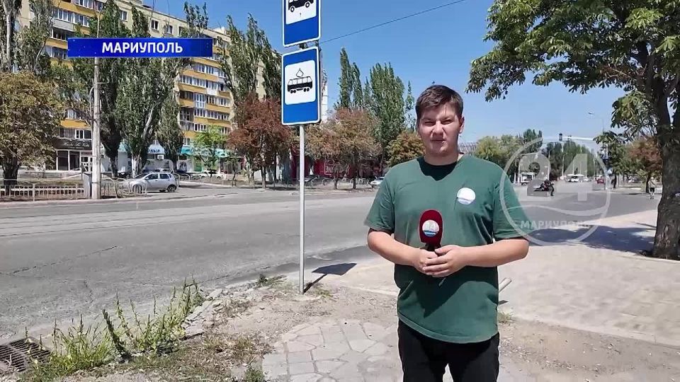 Как мариупольцы спасаются от жары в общественном транспорте? 30.07.2025