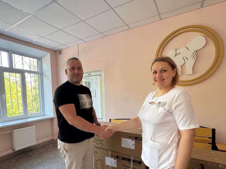 Индивидуальные предприниматели Попов Алексей, Калинин Алексей и Коржавин Артём приобрели новые системы кондиционирования воздуха для ГБУ "Городская больница №2 г.Мариуполя»"