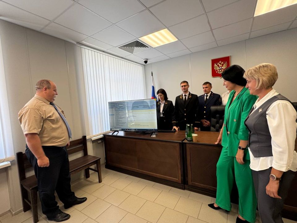 Участники семинара-совещания по организации внедрения программного обеспечения ГАС «Правосудие» в судах новых регионов России посетили суды г. Мариуполя