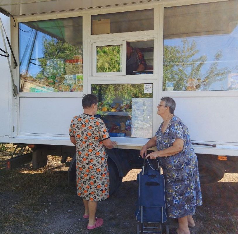 С 30 июля по 1 августа 2025 года осуществлена выездная торговля с использованием автомагазинов в населенных пунктах городских округов Докучаевск, Горловка, Мариуполь, Харцызск на территории г