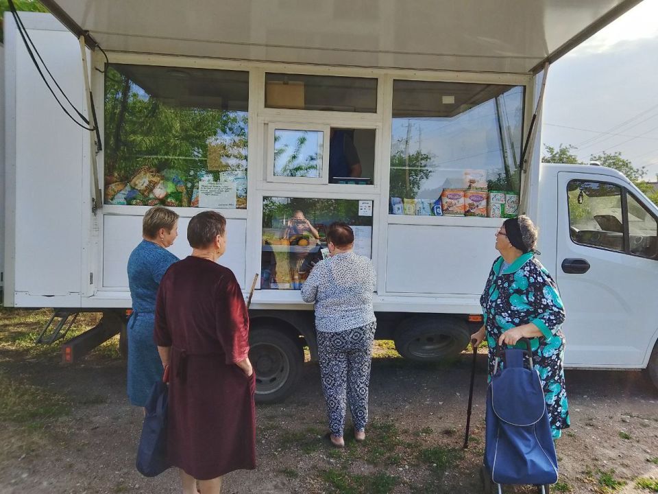 С 2 по 5 августа 2025 года осуществлена выездная торговля с использованием автомагазинов в населенных пунктах городских округов Докучаевск, Горловка, Мариуполь, Харцызск на территории г. Авдеевка, а также Волновахского... С 2 по 5 августа 2025 года осуществлена выездная торговля с использованием автомагазинов в населенных пунктах городских округов Докучаевск, Горловка, Мариуполь, Харцызск на территории г. Авдеевка, а также Волновахского...